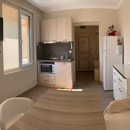 Apartment Happy Smiles